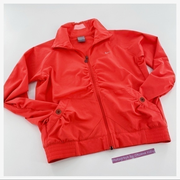 Nike  Coral Color Big Girl Sz L (12-14) Zip Jacket - Picture 1 of 9